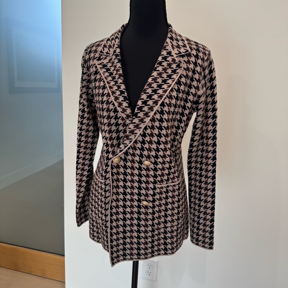 Houndstooth Double-Breasted Knit Blazer